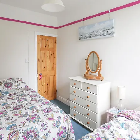 Ferndene * Hinderwell