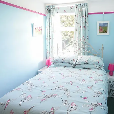 Ferndene بيت للعطل