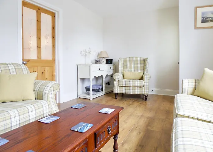 Ferndene * Hinderwell