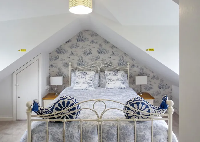 Ferndene * Hinderwell